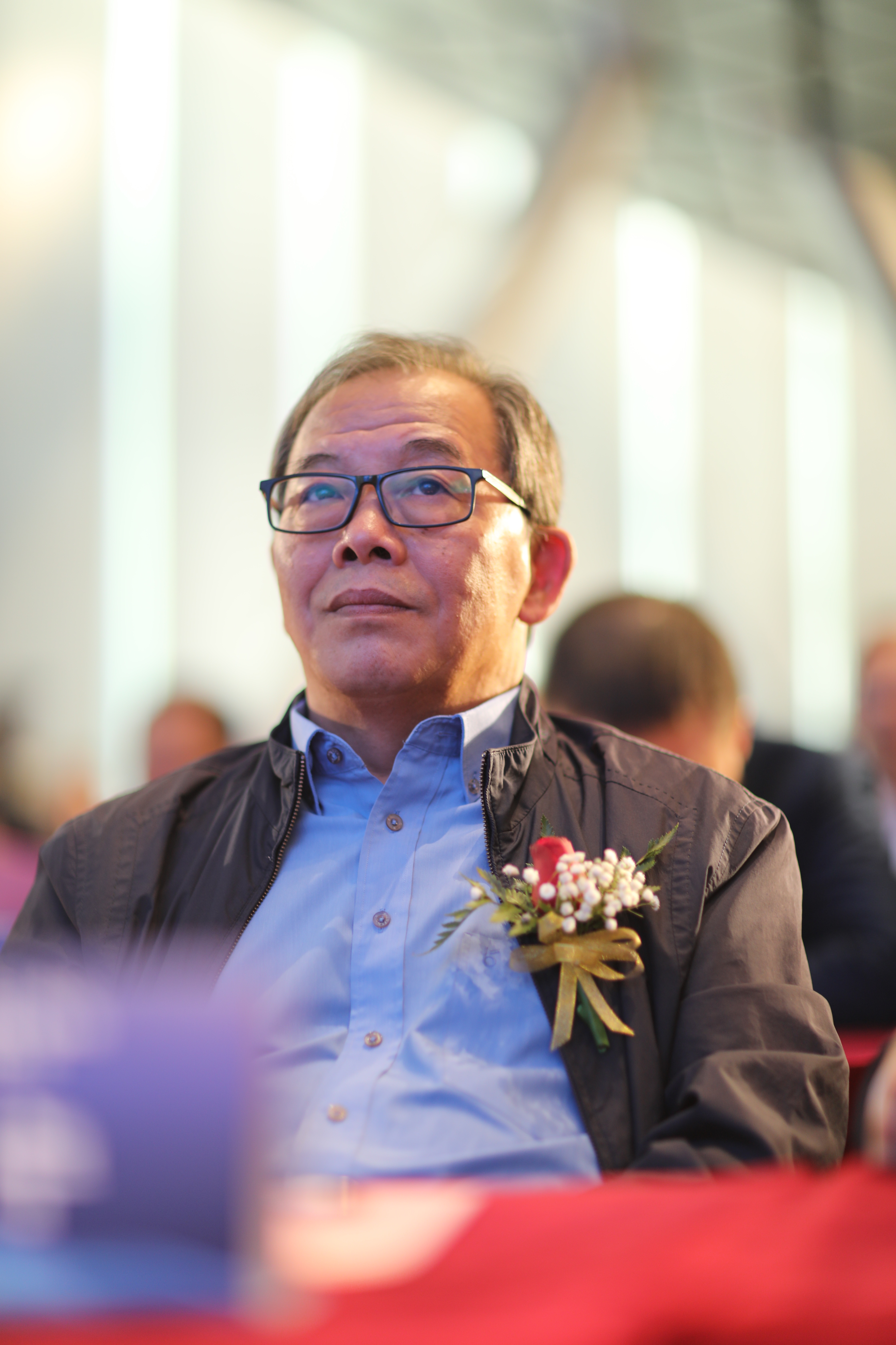 “芯產(chǎn)業(yè) 芯推動 芯未來” 2023芯片科技發(fā)展院士論壇暨創(chuàng)業(yè)創(chuàng)新投資大會成功召開(圖4) “芯產(chǎn)業(yè) 芯推動 芯未來” 2023芯片科技發(fā)展院士論壇暨創(chuàng)業(yè)創(chuàng)新投資大會成功召開(圖4)