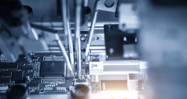 中國(guó)大舉“造芯”：7個(gè)月進(jìn)口1855億芯片設(shè)備，創(chuàng)新紀(jì)錄(圖3)