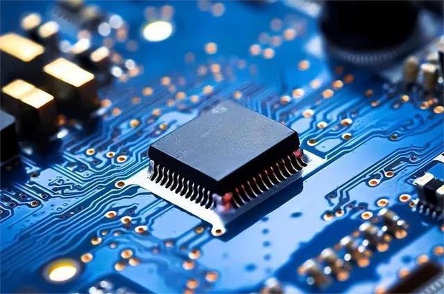 上半年中國芯片出口5427億，歐美繃不住了，美國封鎖技術失敗(圖18)