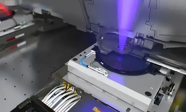 外媒：中國(guó)芯開(kāi)始“破局”了！(圖3)