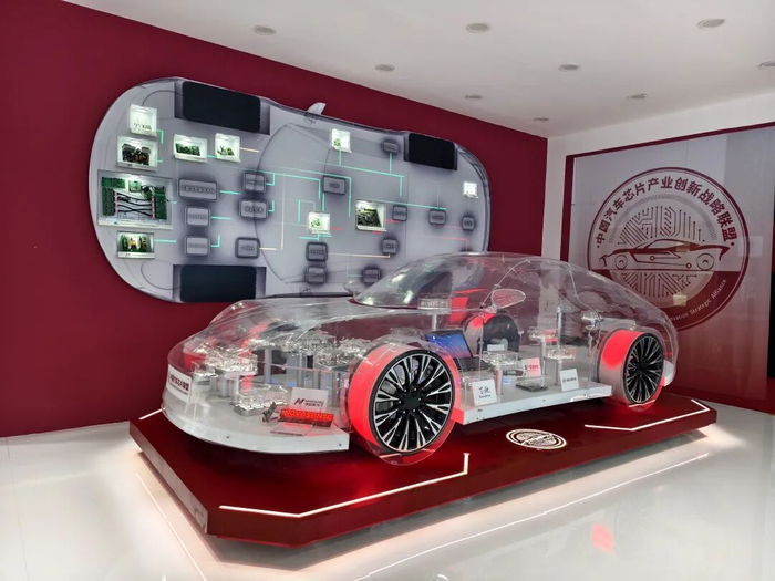 國產(chǎn)模擬芯片迎來升維關(guān)鍵時刻(圖2) 02.jpg